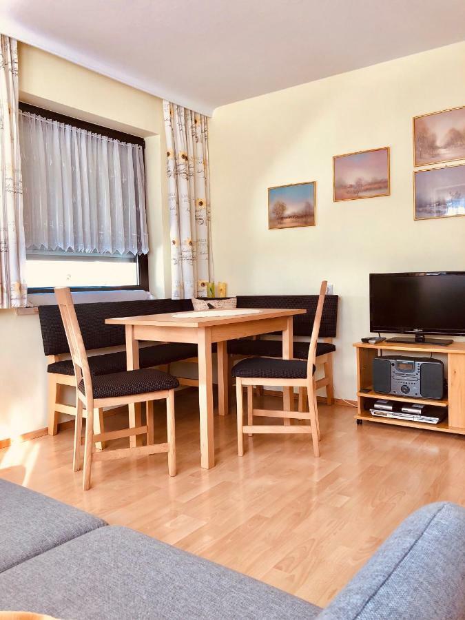 Apartament Haus Alpenrose Trins Zewnętrze zdjęcie